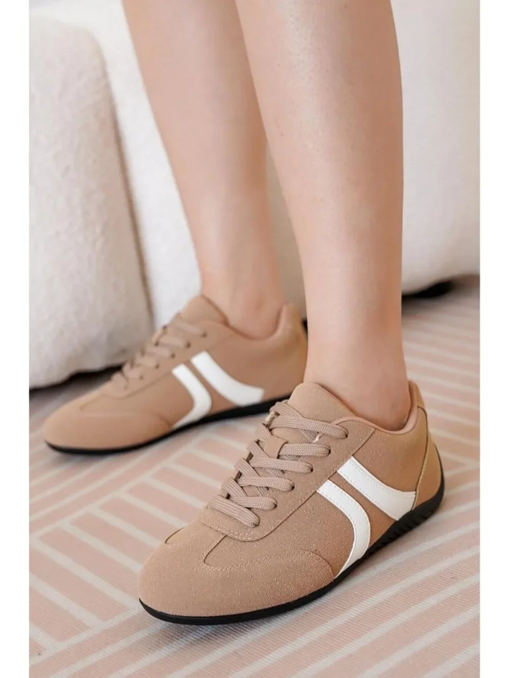 Women's Tan Non-Slip Barefoot Soft Memory Foam Soft Memory Foam Casual Sneakers